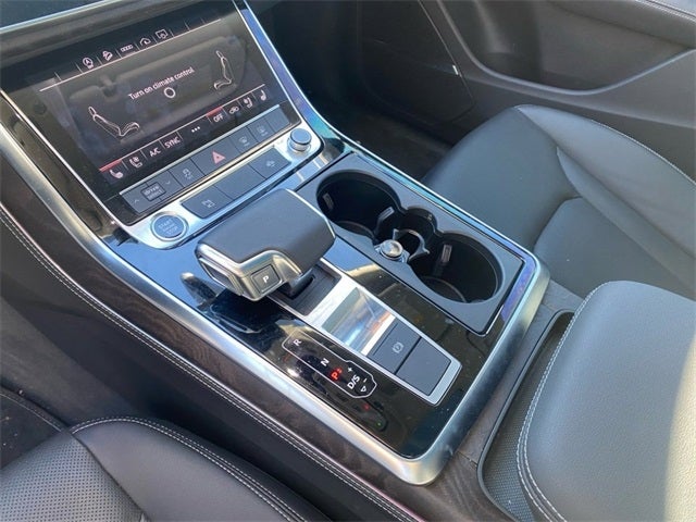 2023 Audi Q8 55 Premium Plus